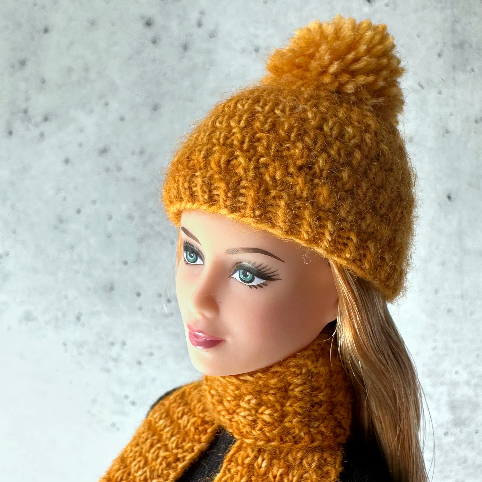 Tangerine Fire Toque and Scarf