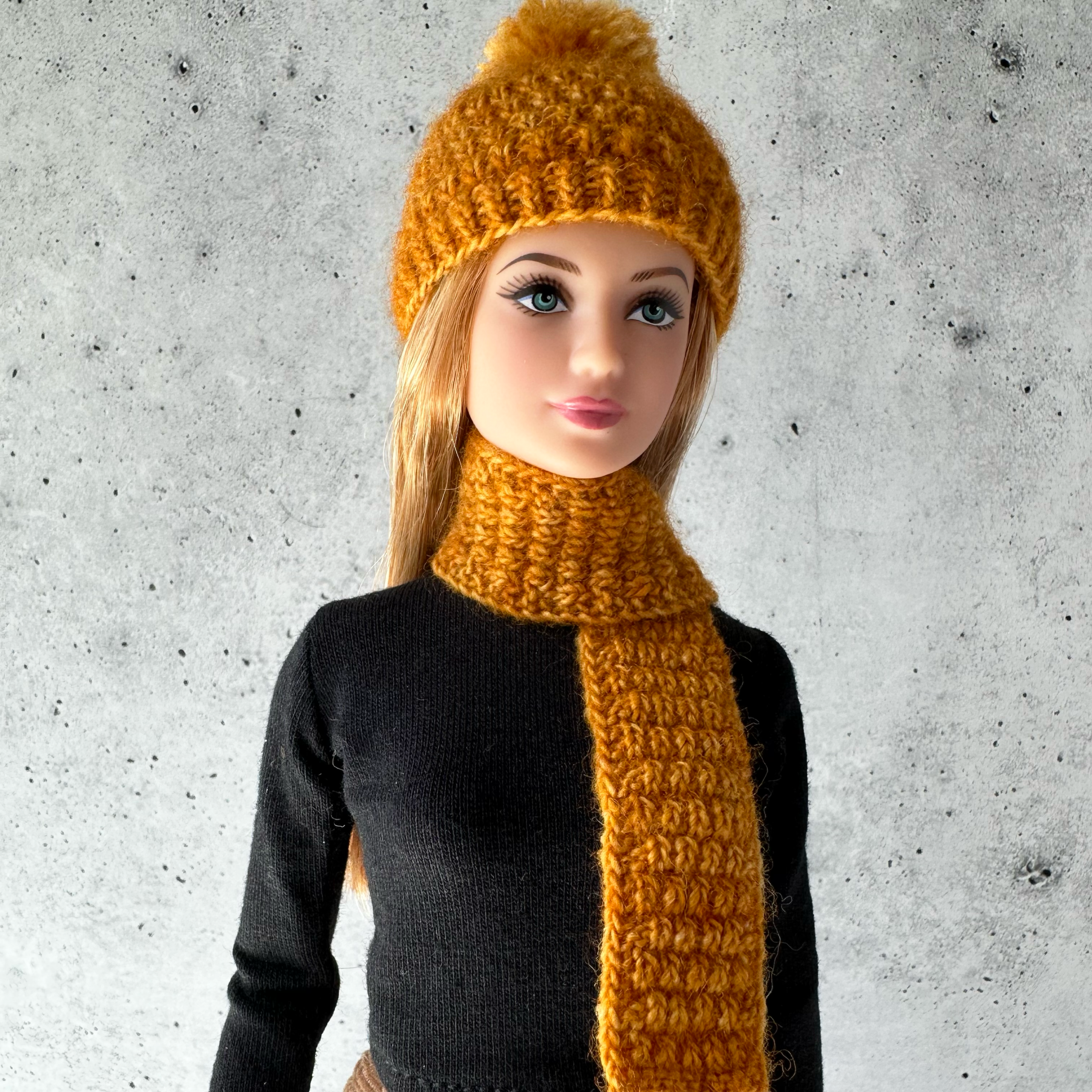 Tangerine Fire Toque and Scarf